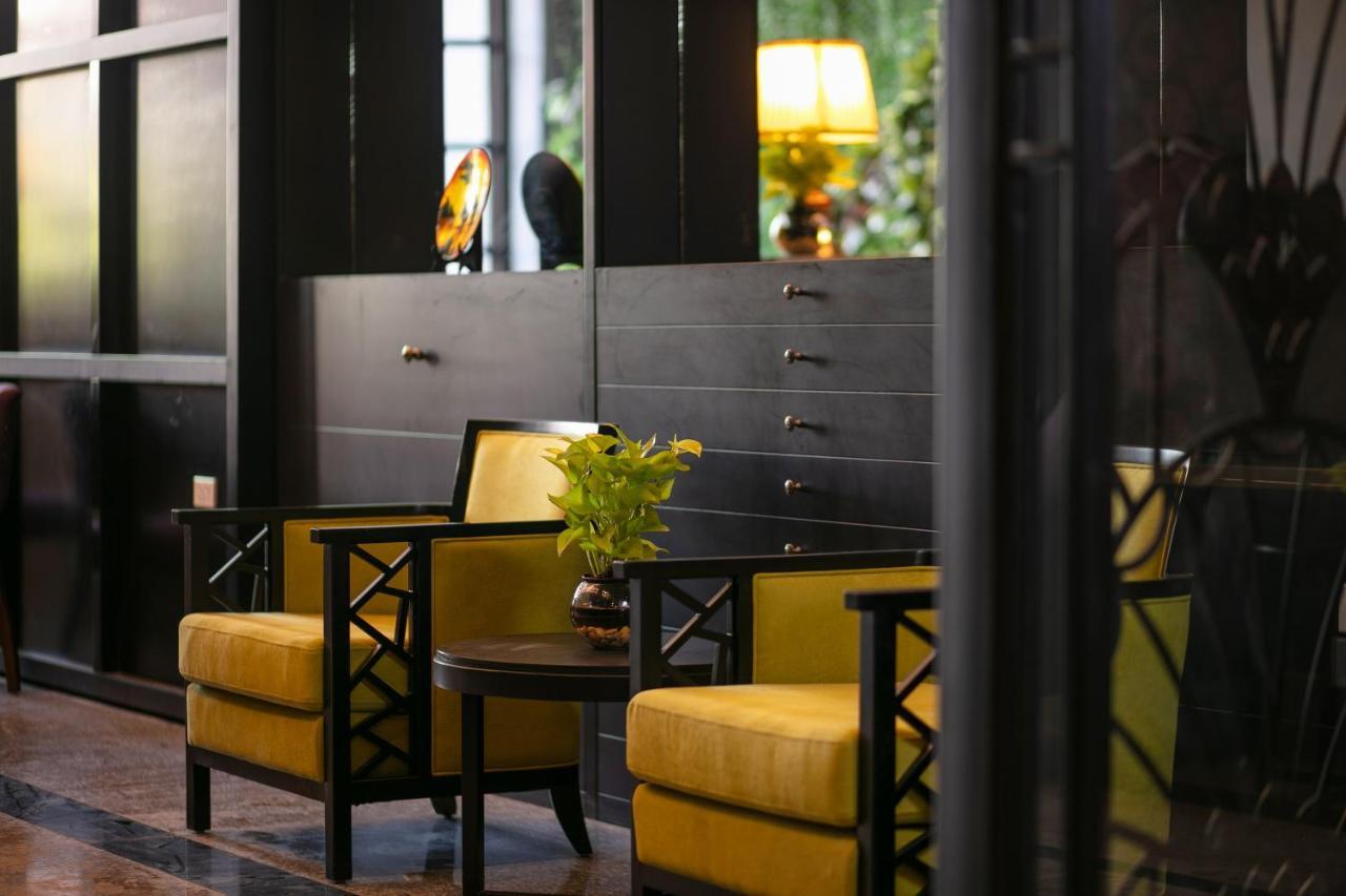 Azalea Parkview Hotel Вьентьян Экстерьер фото